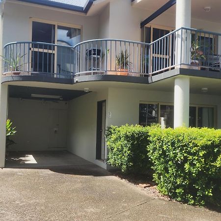 La Villa At Beach Court Airlie Beach Buitenkant foto