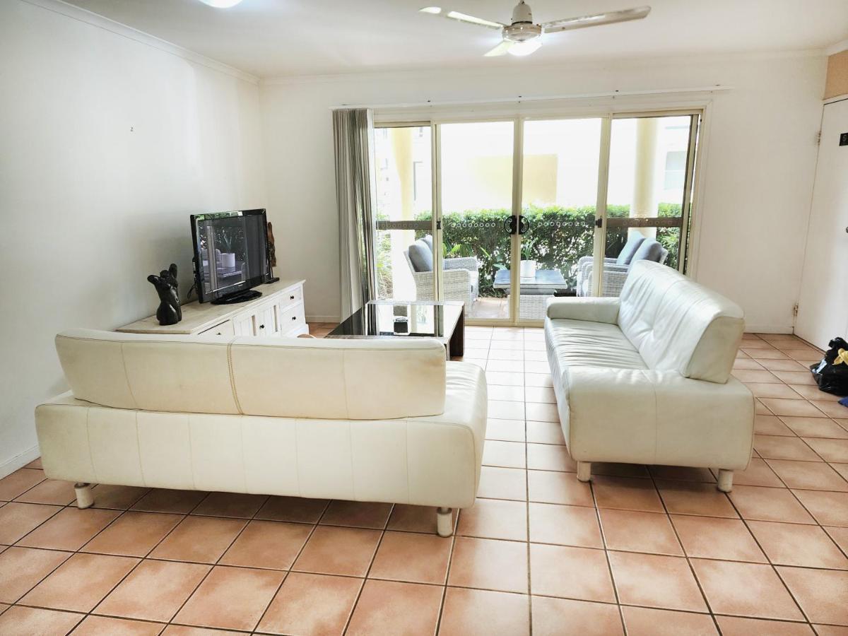 La Villa At Beach Court Airlie Beach Buitenkant foto